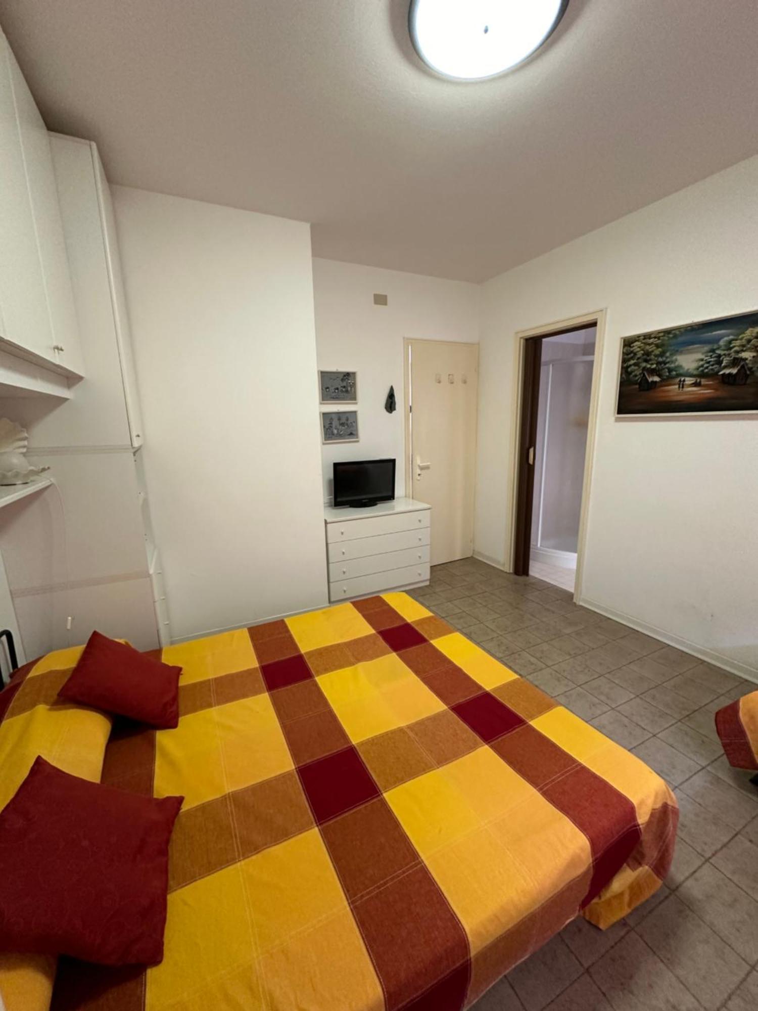 Verdi Apartment Lignano Sabbiadoro Esterno foto
